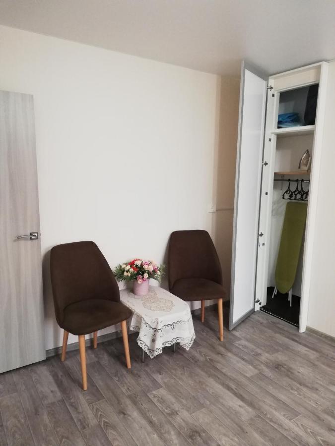 Apartments Apartment *